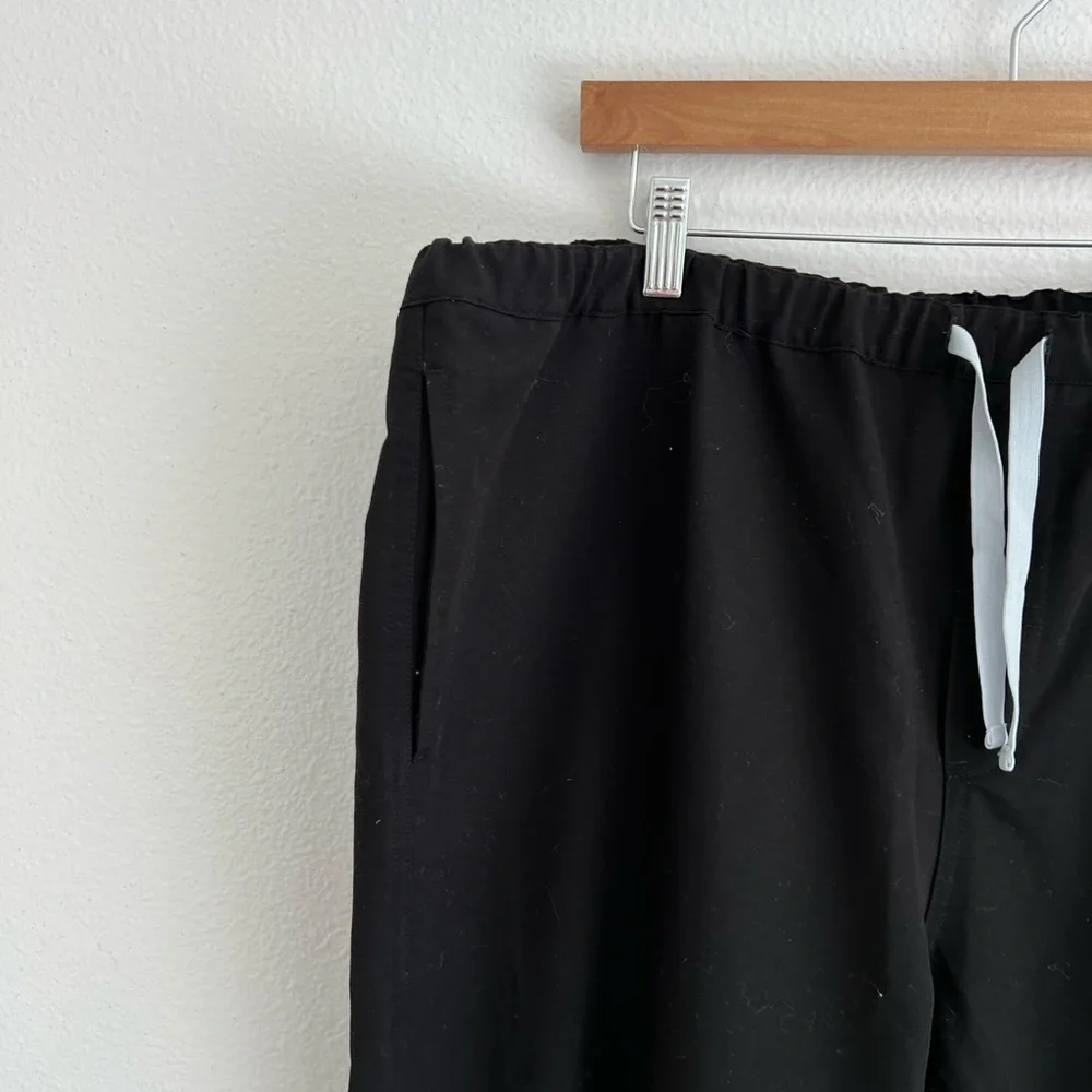 Figs Men's Slim Fit Pisco Basic Scrub Pants in Black XXL